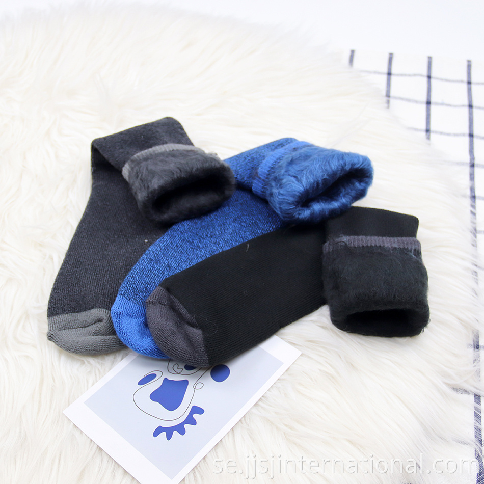 Simple style fleece socks